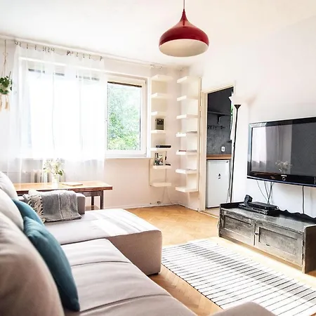 Apartament Ladna Kawalerka Blisko Lasu